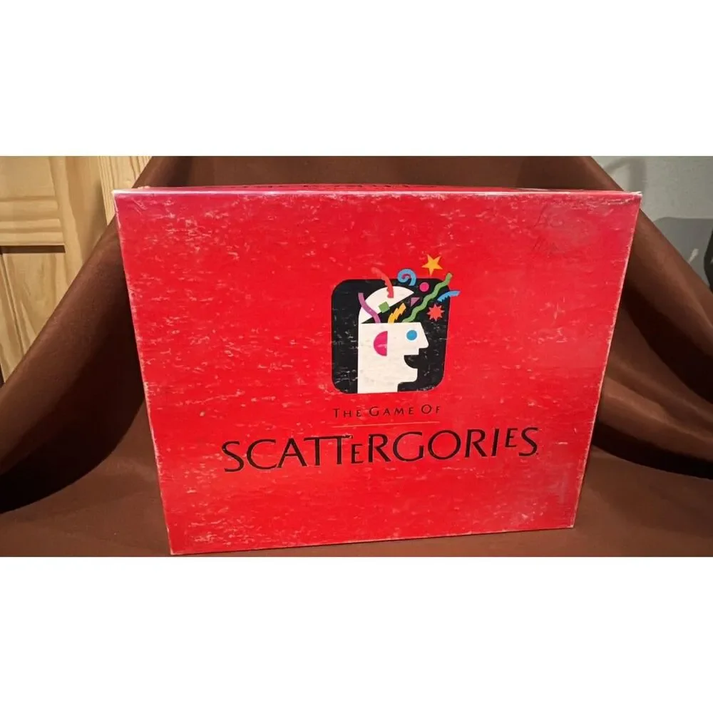 Scattergories Vintage Word Board Game Milton Bradley  1988